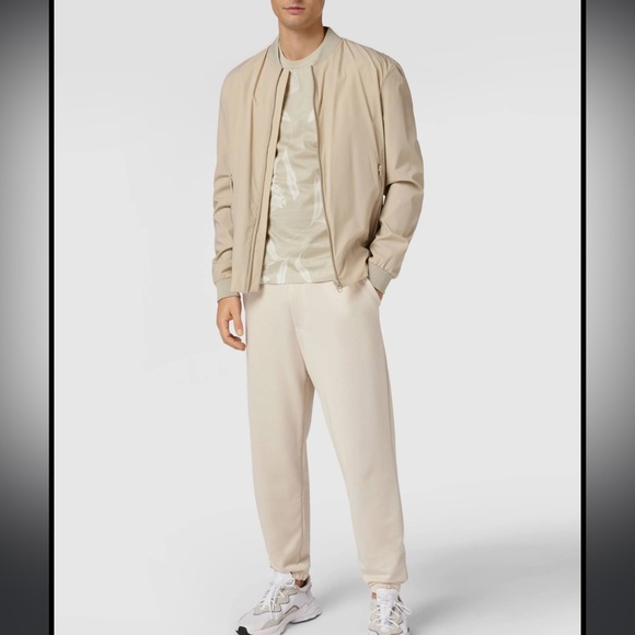 BOSS
Tessler 175 Cotton T Shirt NWT -Size S - Picture 2 of 6